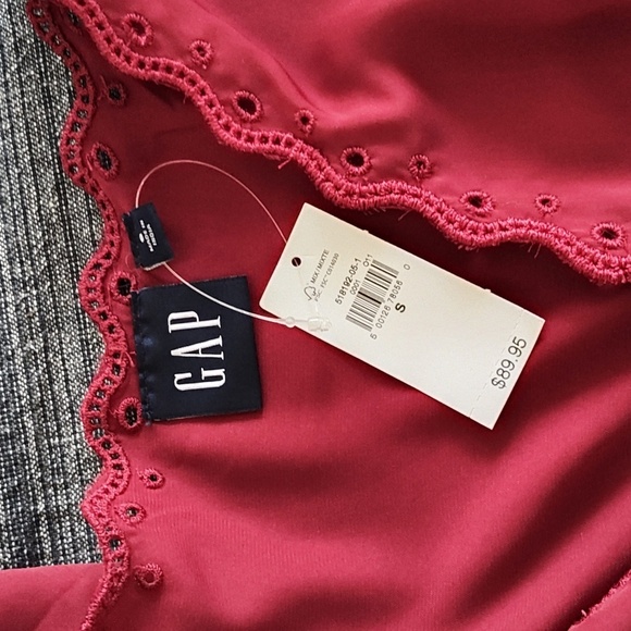 New GAP Elegant Red Satin Empire Dress Size S - Picture 11 of 13